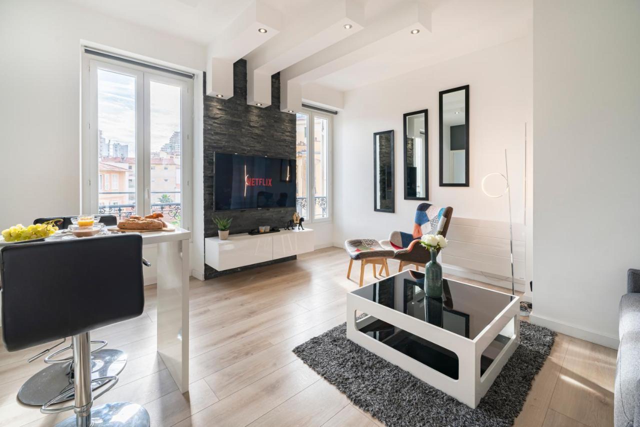 Frontiere Monaco, Appartement Renove Entierement - Ag Beausoleil Extérieur photo